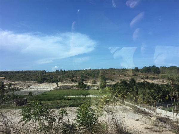 chính chủ kẹt nên gửi bán 7 sào đất mặt tiền 715, gần sân bay Phan Thiết.